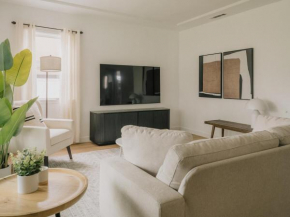 The Nostalgic Escape 3BR 2B near Hollywood LA